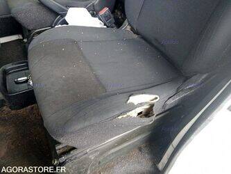 2020-nissan-nv200-46799728