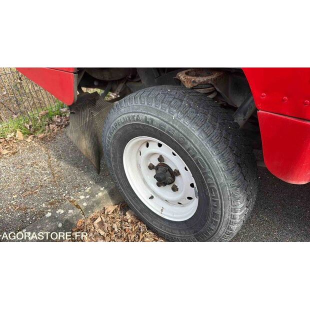 2001 Land Rover Defender-46799759