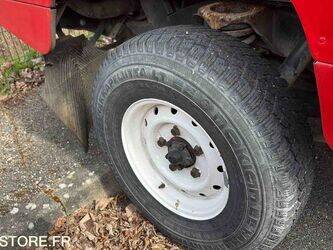 2001-land-rover-defender-1446861-46799759