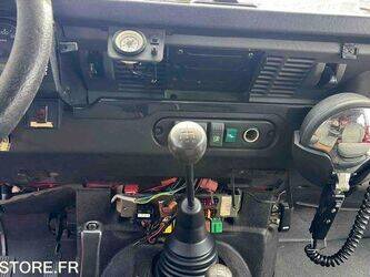 2001-land-rover-defender-1446861-46799760