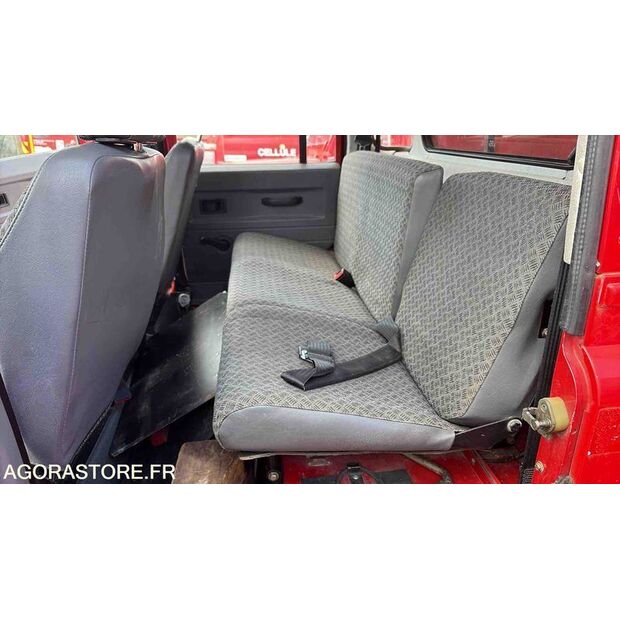 2001 Land Rover Defender-46799762