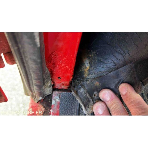 2001 Land Rover Defender-46799772