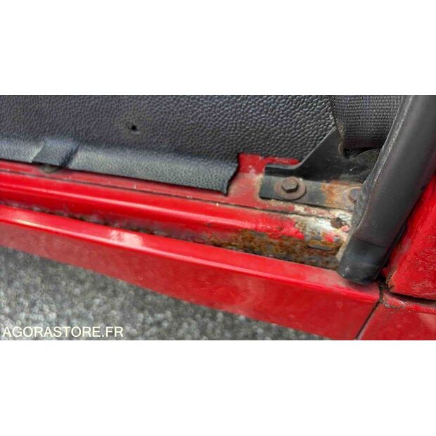 2001 Land Rover Defender-46799782