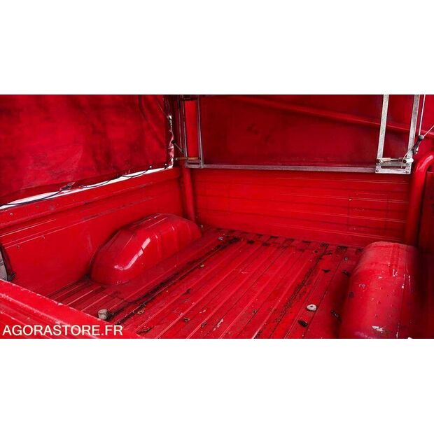 2001 Land Rover Defender-46799786