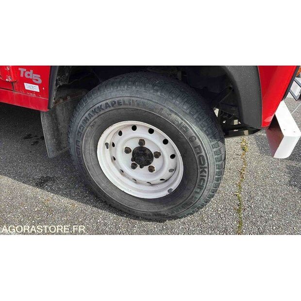 2001 Land Rover Defender-46799791