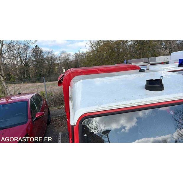 2001 Land Rover Defender-46799792