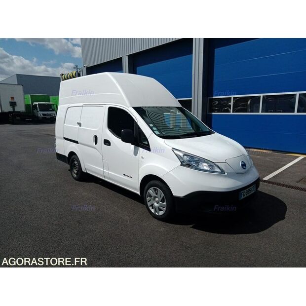 2018 NISSAN NV200-46799816