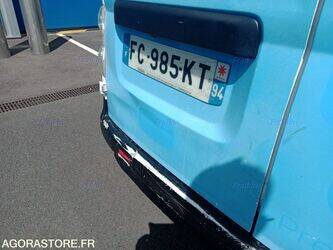 2018-nissan-nv200-1446863-46799821