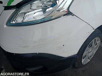 2020-nissan-nv200-1446864-46799832