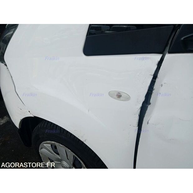 2020 نيسان NV200-46799837