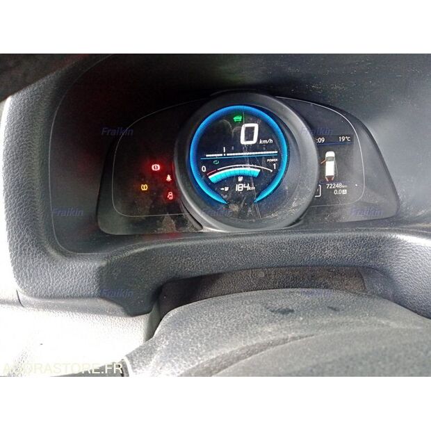 2020 نيسان NV200-46799843