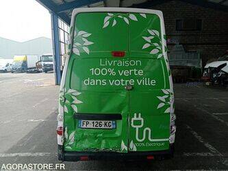 2020-nissan-nv200-1446864-46799844