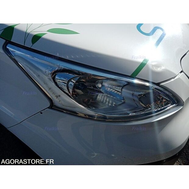 2020 نيسان NV200-46799850