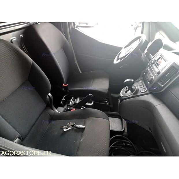 2020 نيسان NV200-46799854