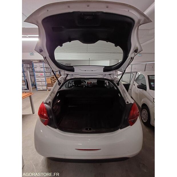 2020 Peugeot 208-46799891