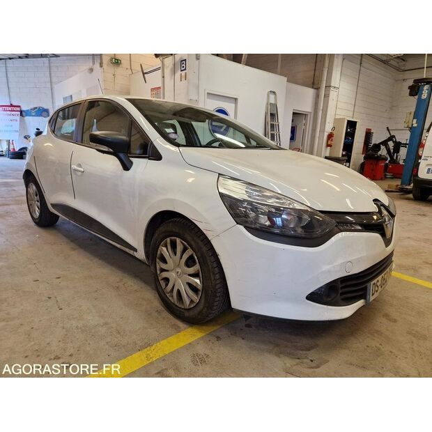 2015 Renault Clio-46799908