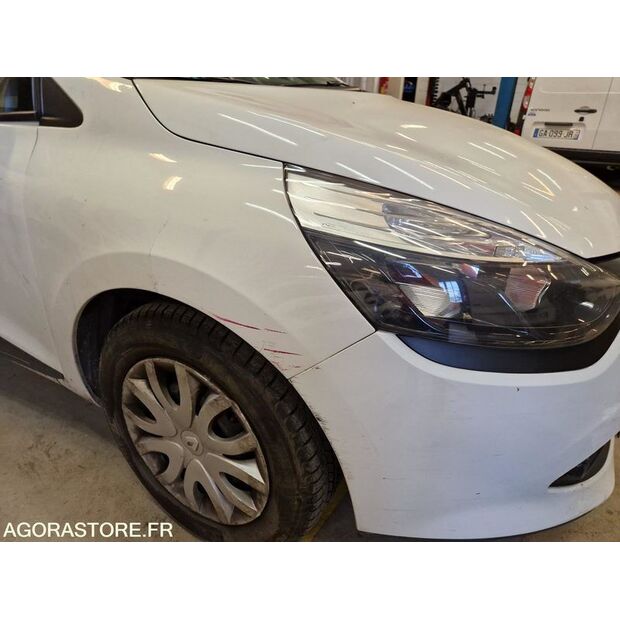 2015 Renault Clio-46799916