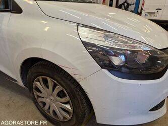 2015-renault-clio-1446868-46799916