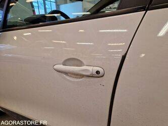 2015-renault-clio-1446868-46799924