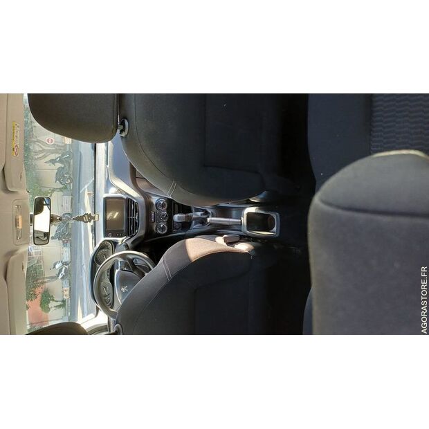 2017 Peugeot 208-46799977