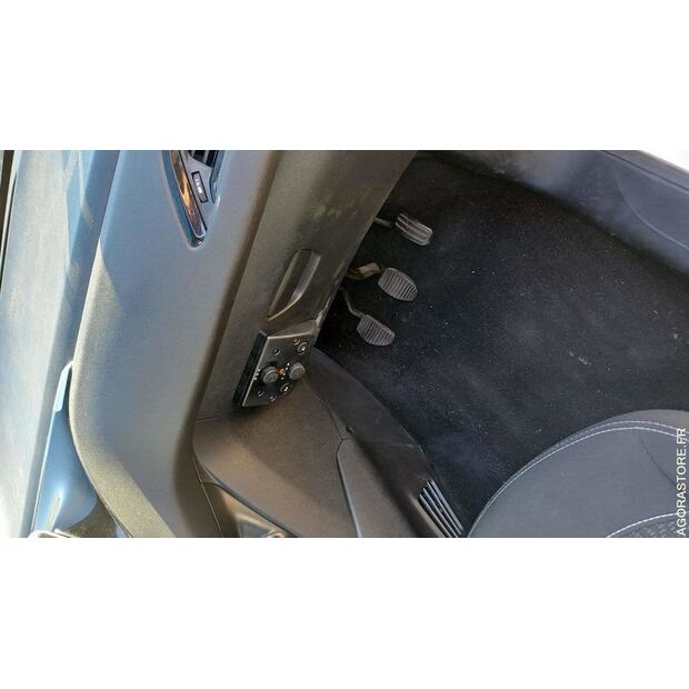 2017 Peugeot 208-46799981