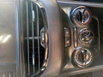 2017-peugeot-208-1446871-46799988