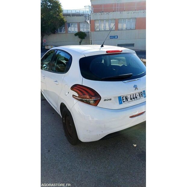 2017 Peugeot 208-46800007