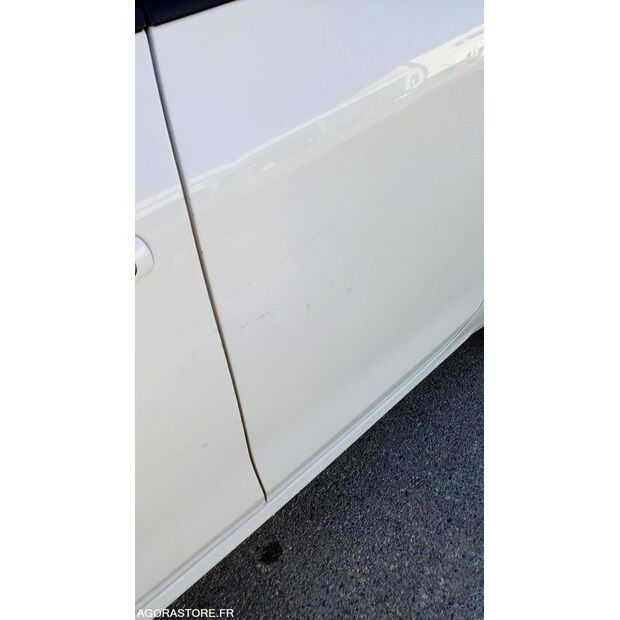 2017 Peugeot 208-46800014