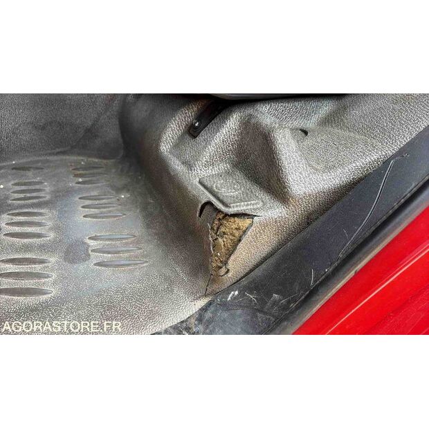 2001 Renault Midlum-46800037