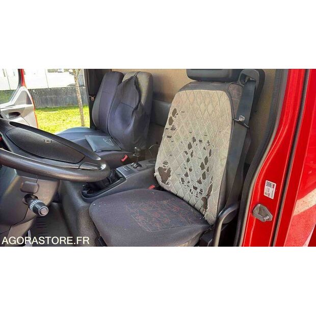 2001 Renault Midlum-46800039