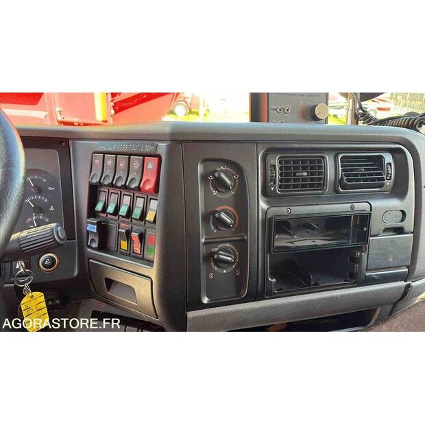 2001 Renault Midlum-46800052