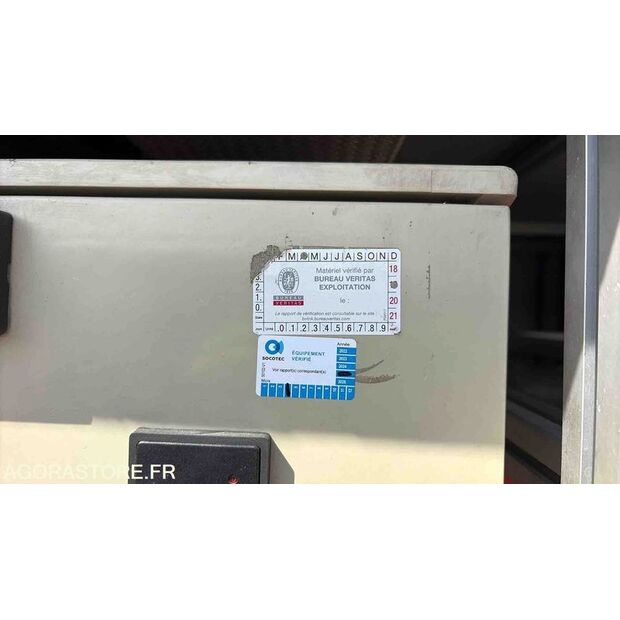 2001 Renault Midlum-46800054