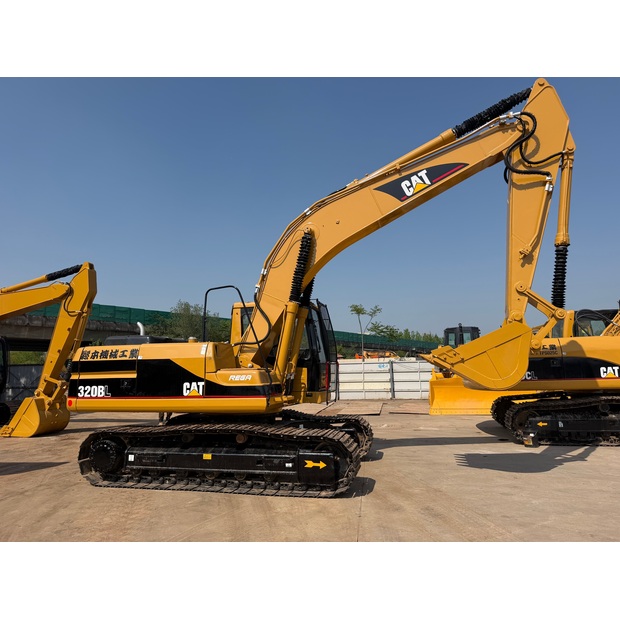 2017 Caterpillar 320BL-46800158