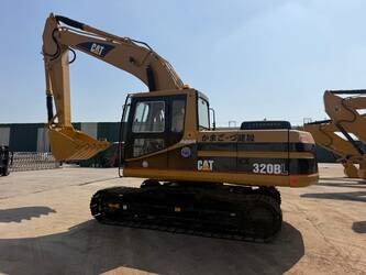 2017-caterpillar-320bl-1446876-46800162