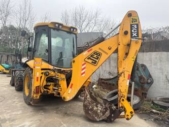 2020-jcb-3cx-1446884-46800243