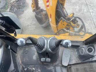 2020-jcb-3cx-1446884-46800249