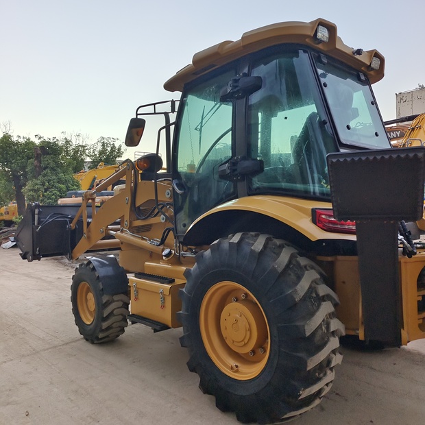 2026 Caterpillar 420F-46800288