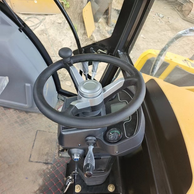 2026 Caterpillar 420F-46800291