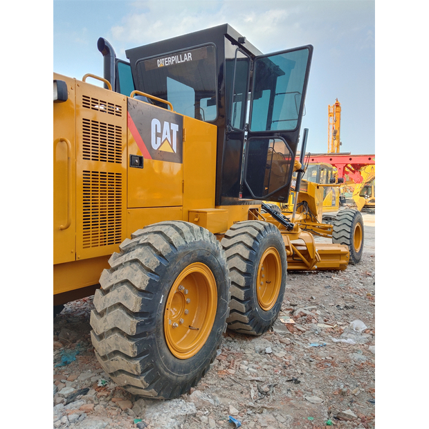 2024 كاتربيلر 140G-46800320