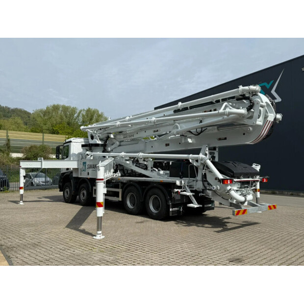 2025 Mercedes-Benz Arocs 4142-46800425