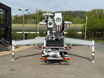 2025-mercedes-benz-arocs-4142-1446894-46800426