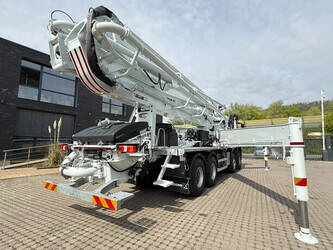 2025-mercedes-benz-arocs-4142-1446894-46800430