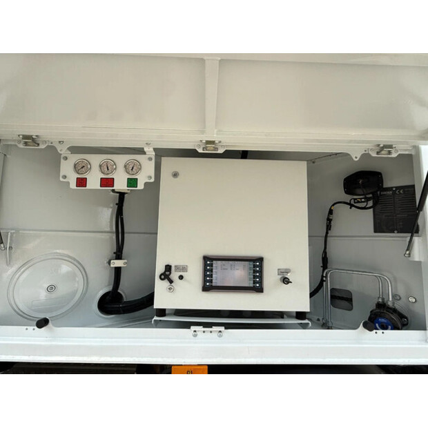 2025 Mercedes-Benz Arocs 4142-46800434