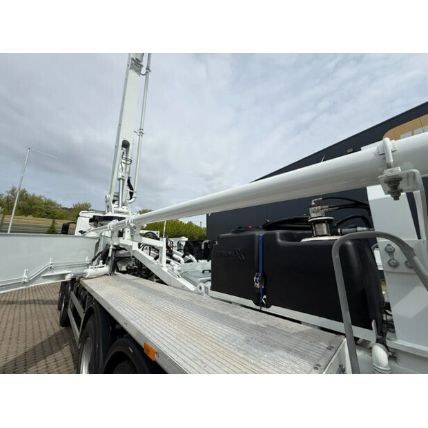 2025 Mercedes-Benz Arocs 4142-46800449