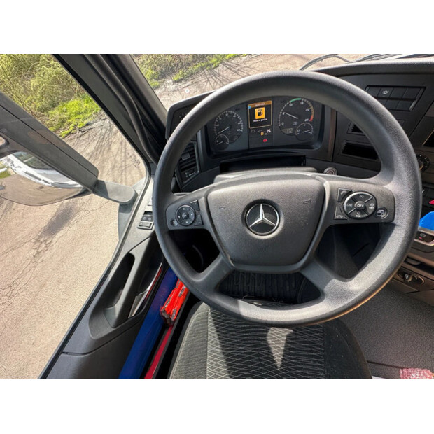 2025 Mercedes-Benz Arocs 4142-46800457