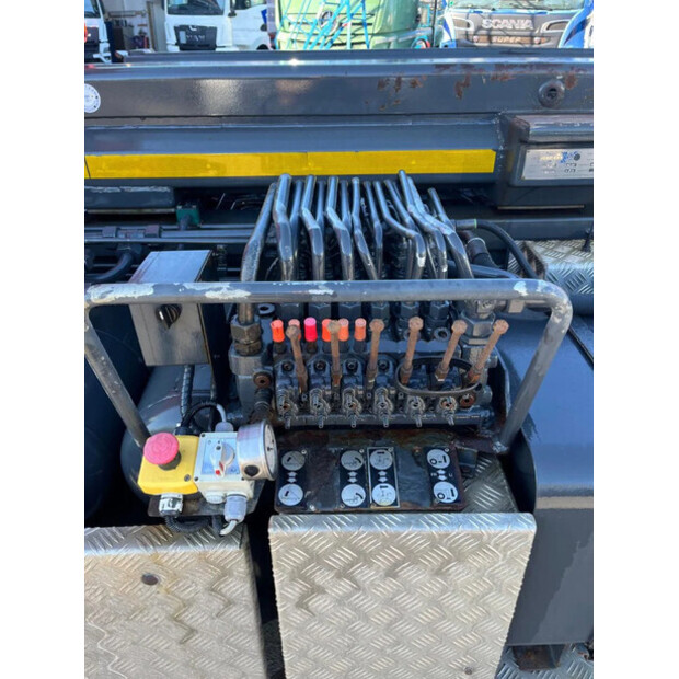 2013 سكانيا R500-46800485