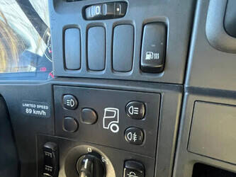 2013-scania-r500-1446895-46800498