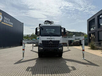 2025-mercedes-benz-arocs-4142-1446896-46800526