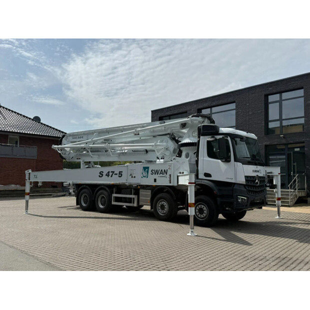 2025 Mercedes-Benz Arocs 4142-46800533