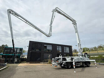 2025-mercedes-benz-arocs-4142-1446896-46800546